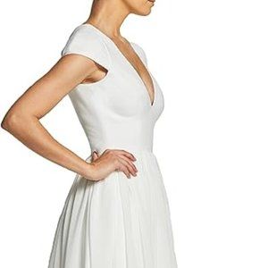 Dress the Population Women's Corey Plunging Mix Me - Small (off white)